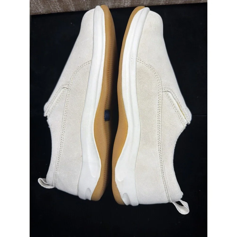 Lands' End Women's Cream Suede Slip On Sneakers/Shoes Sz 7.5 NWOB